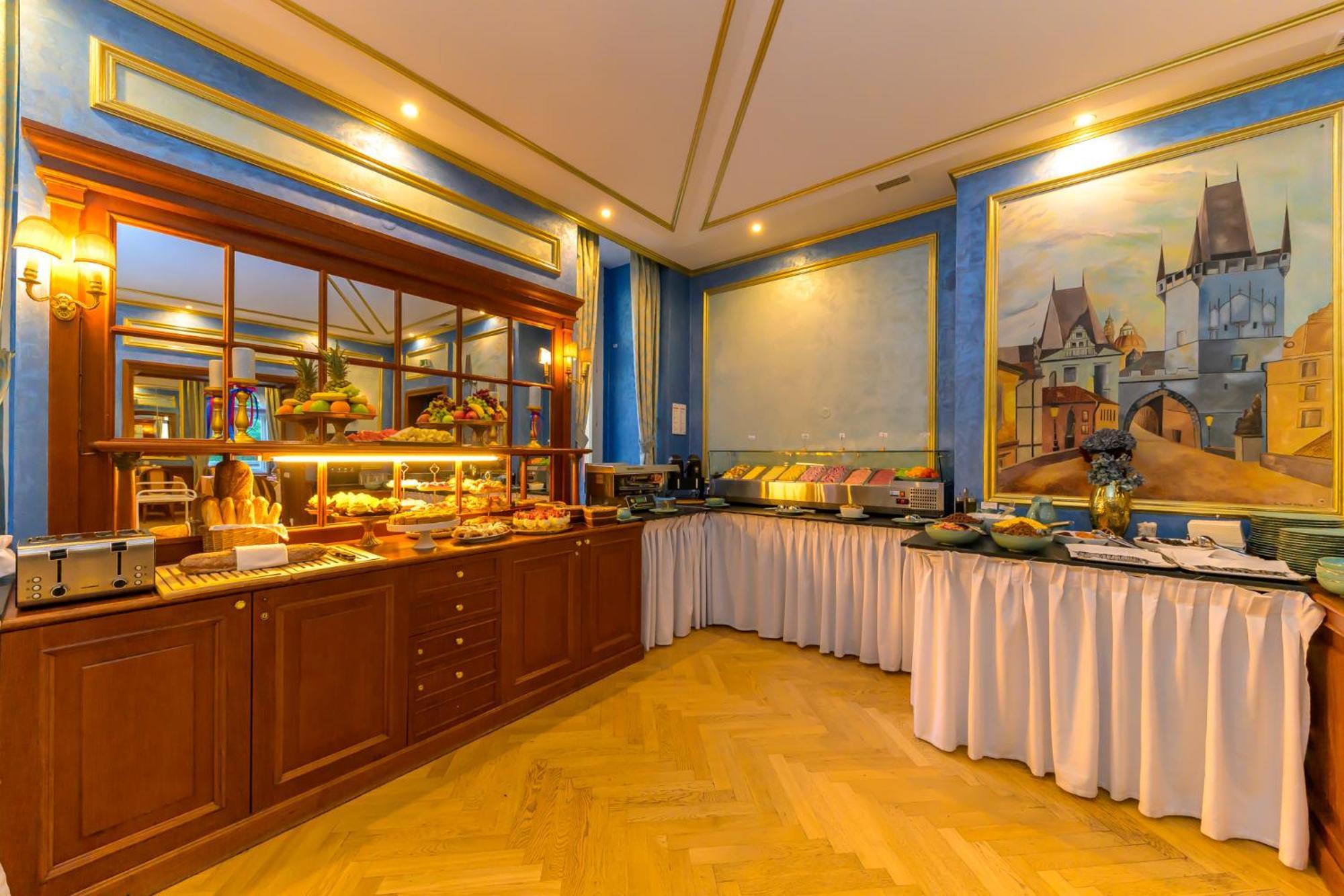 Hotel Kinsky Fountain Praga Exterior foto