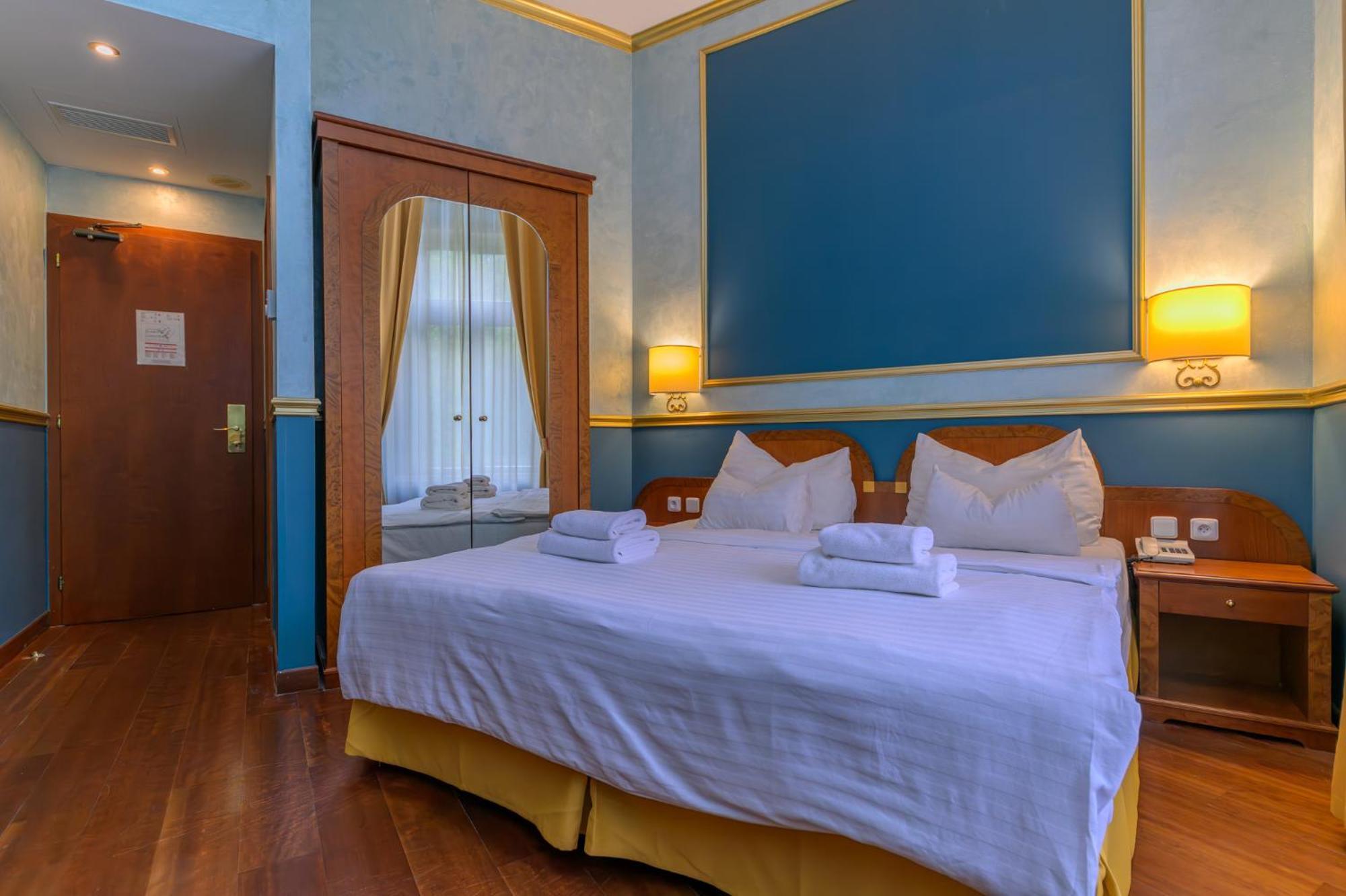 Hotel Kinsky Fountain Praga Exterior foto