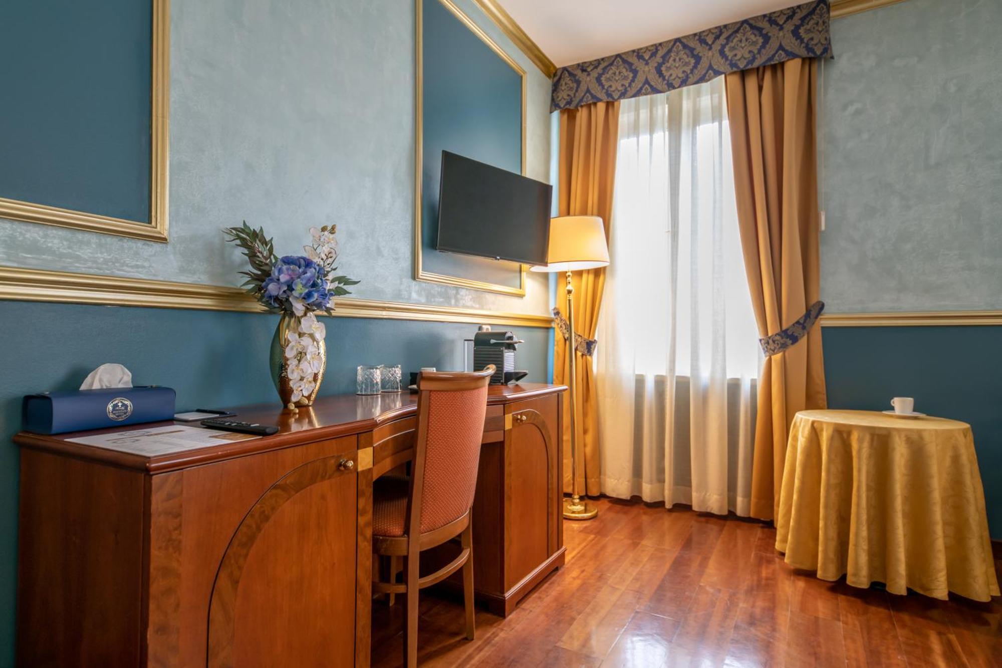 Hotel Kinsky Fountain Praga Exterior foto