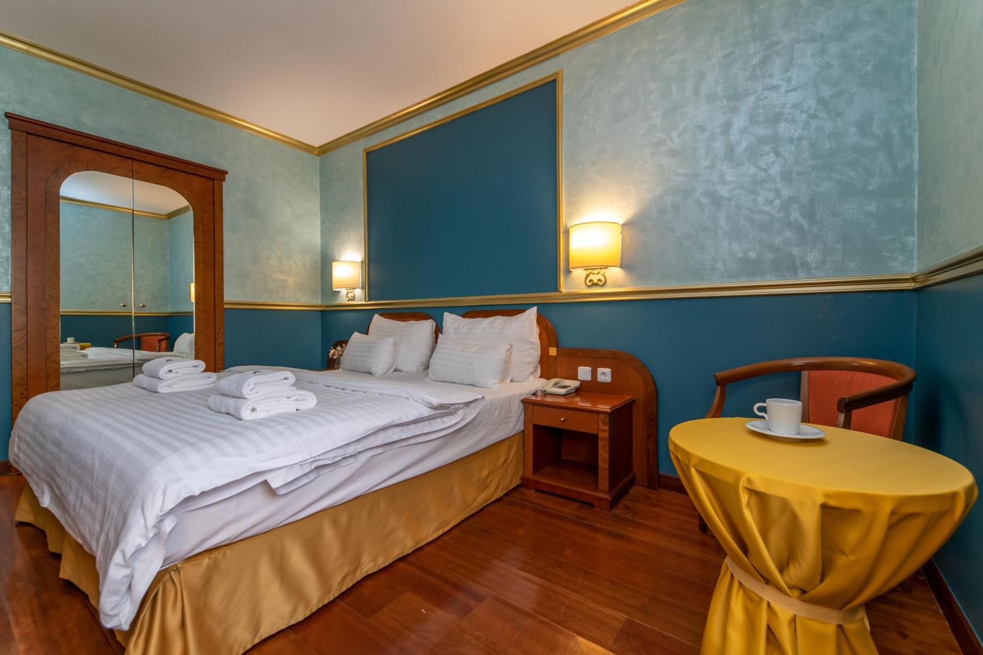 Hotel Kinsky Fountain Praga Exterior foto