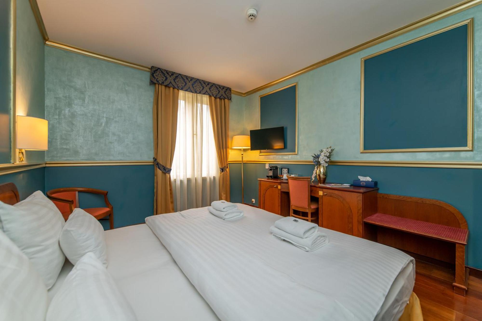 Hotel Kinsky Fountain Praga Exterior foto